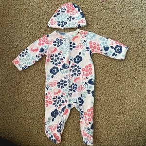 Baby girl hat and pj’s set